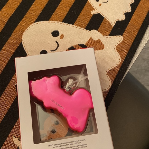 Barbie ornament - Picture 3 of 3